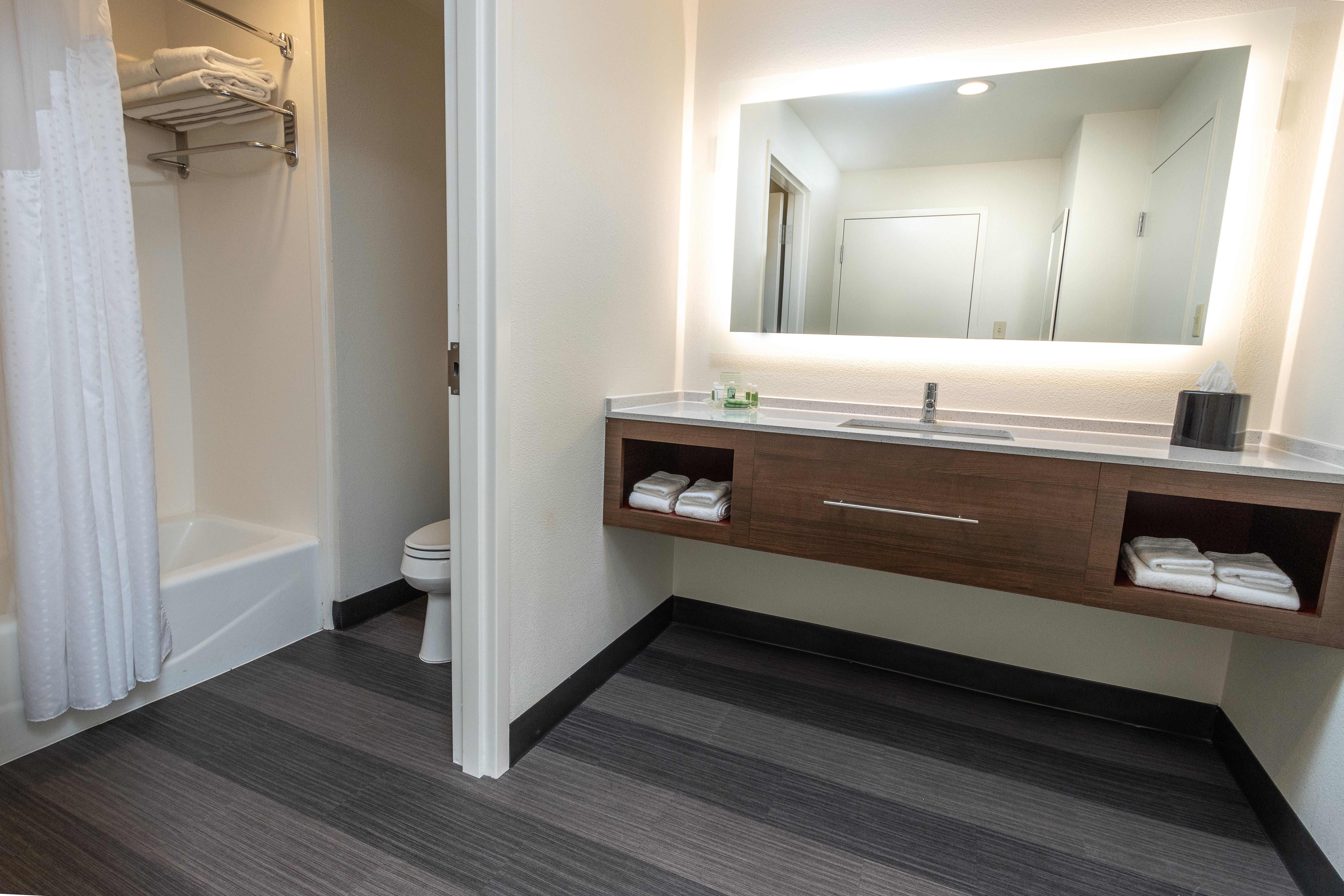 Holiday Inn Hotel & Suites Memphis-Wolfchase Galleria By Ihg מראה חיצוני תמונה