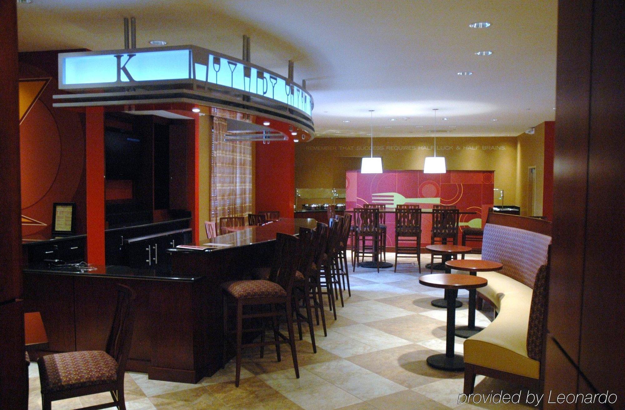 Holiday Inn Hotel & Suites Memphis-Wolfchase Galleria, An Ihg Hotel מסעדה תמונה