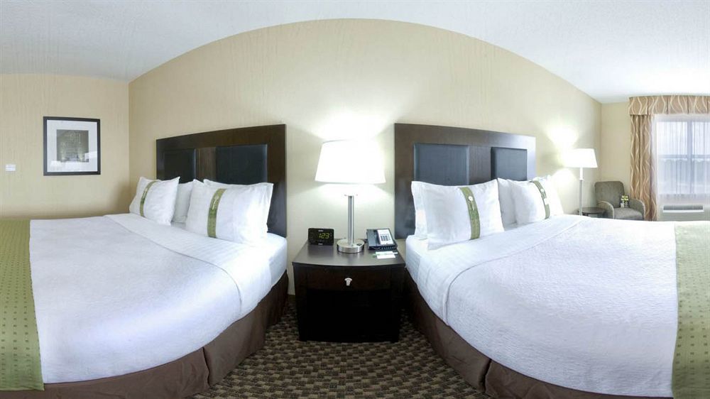 Holiday Inn Hotel & Suites Memphis-Wolfchase Galleria By Ihg מראה חיצוני תמונה