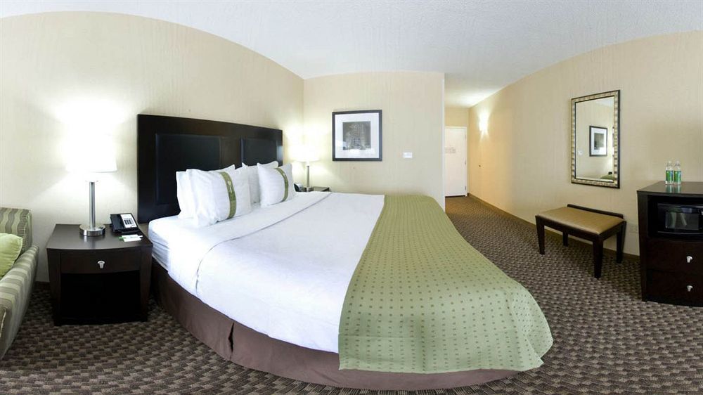 Holiday Inn Hotel & Suites Memphis-Wolfchase Galleria By Ihg מראה חיצוני תמונה
